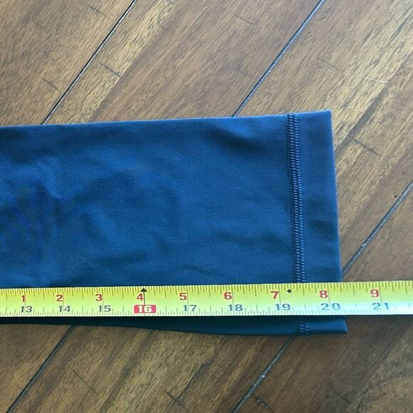 Lululemon Wunder Under Crop (Hi-Rise) Leggings Luxtreme 21" True Navy Size 4 - Picture 7 of 12